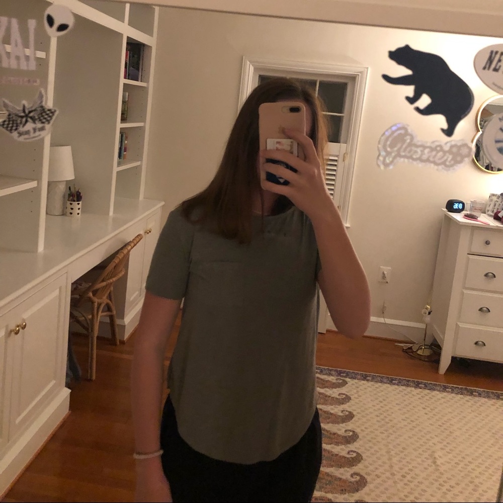 Basic Tee - Picture 2 of 2
